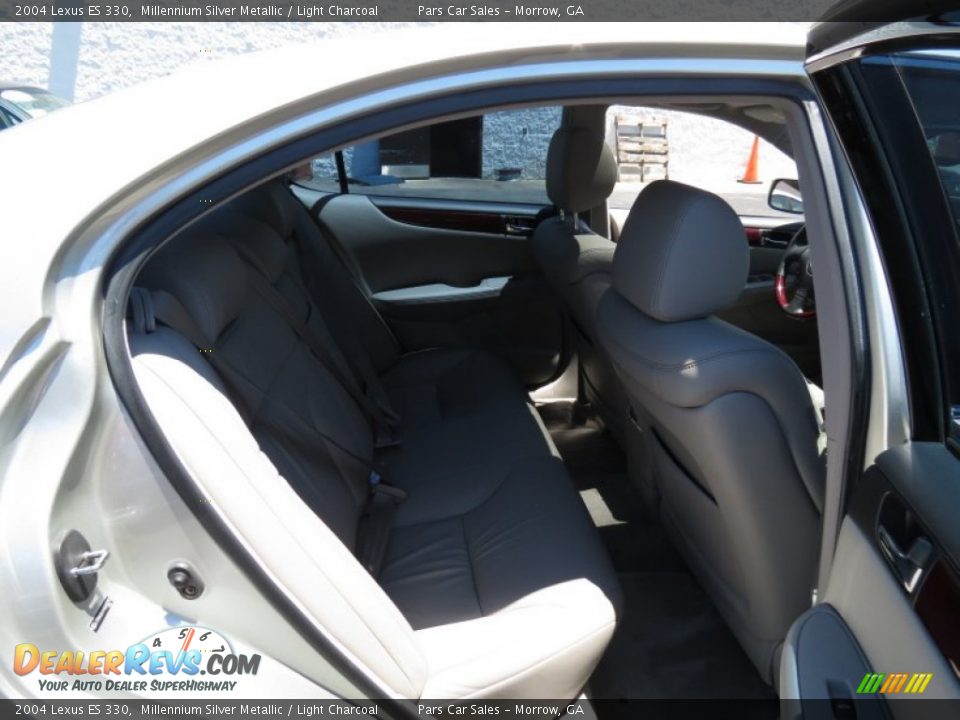 2004 Lexus ES 330 Millennium Silver Metallic / Light Charcoal Photo #11