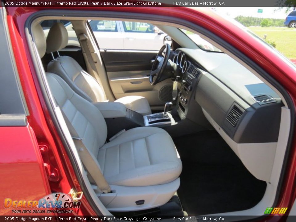2005 Dodge Magnum R/T Inferno Red Crystal Pearl / Dark Slate Gray/Light Graystone Photo #10