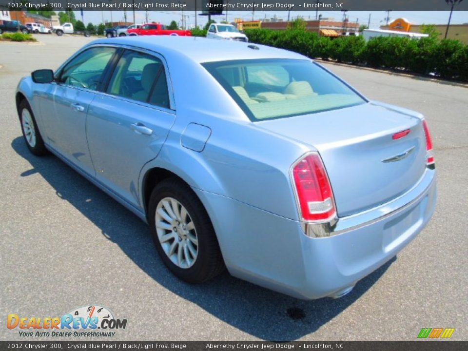 2012 Chrysler 300 Crystal Blue Pearl / Black/Light Frost Beige Photo #5