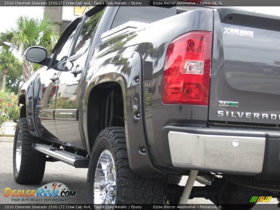 2010 Chevrolet Silverado 1500 LTZ Crew Cab 4x4 Taupe Gray Metallic / Ebony Photo #17