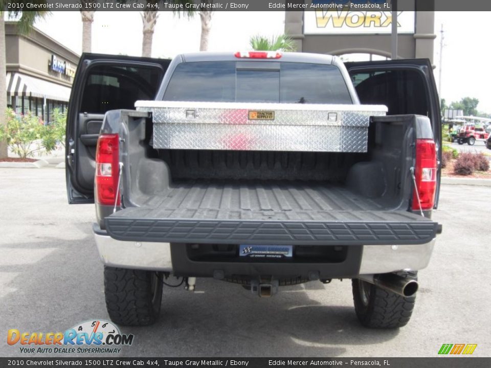 2010 Chevrolet Silverado 1500 LTZ Crew Cab 4x4 Taupe Gray Metallic / Ebony Photo #24