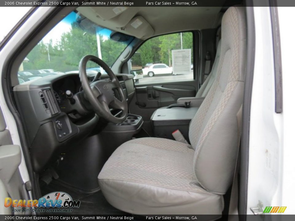 Front Seat of 2006 Chevrolet Express 2500 Cargo Van Photo #6
