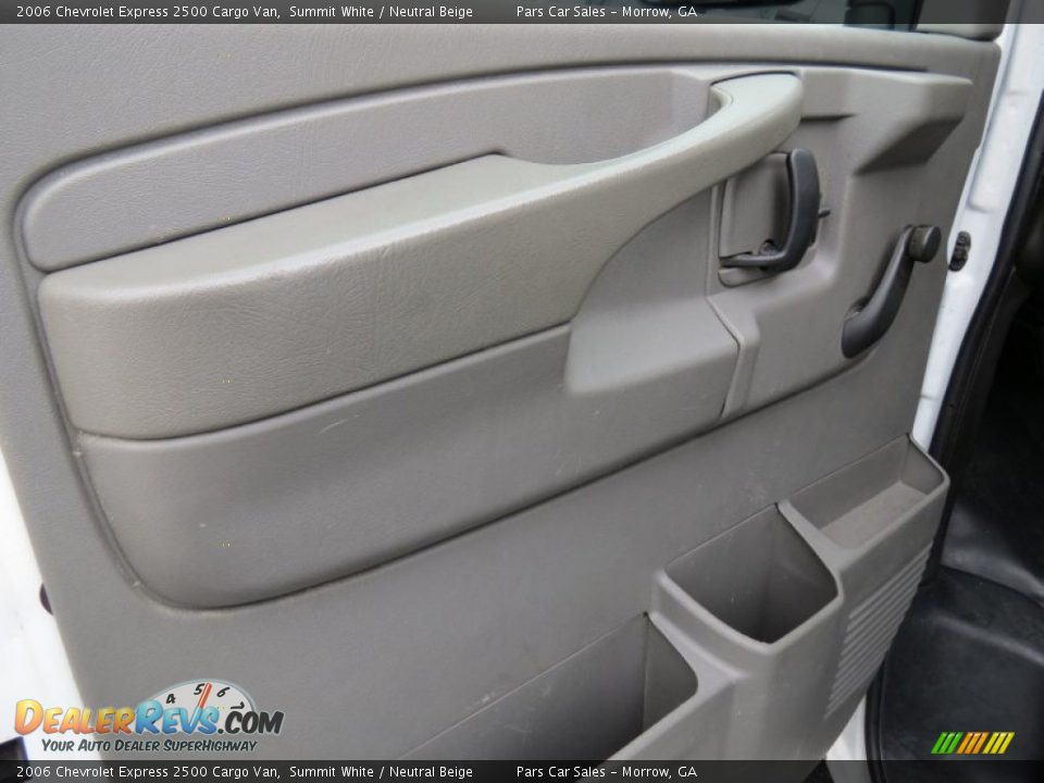 Door Panel of 2006 Chevrolet Express 2500 Cargo Van Photo #7