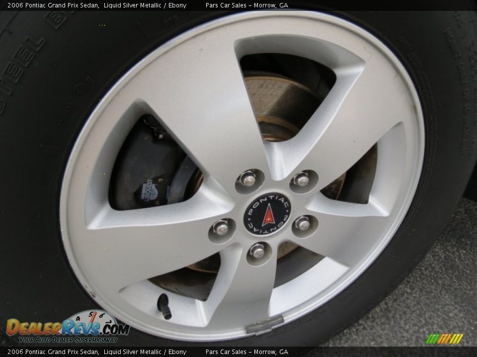 2006 Pontiac Grand Prix Sedan Liquid Silver Metallic / Ebony Photo #5