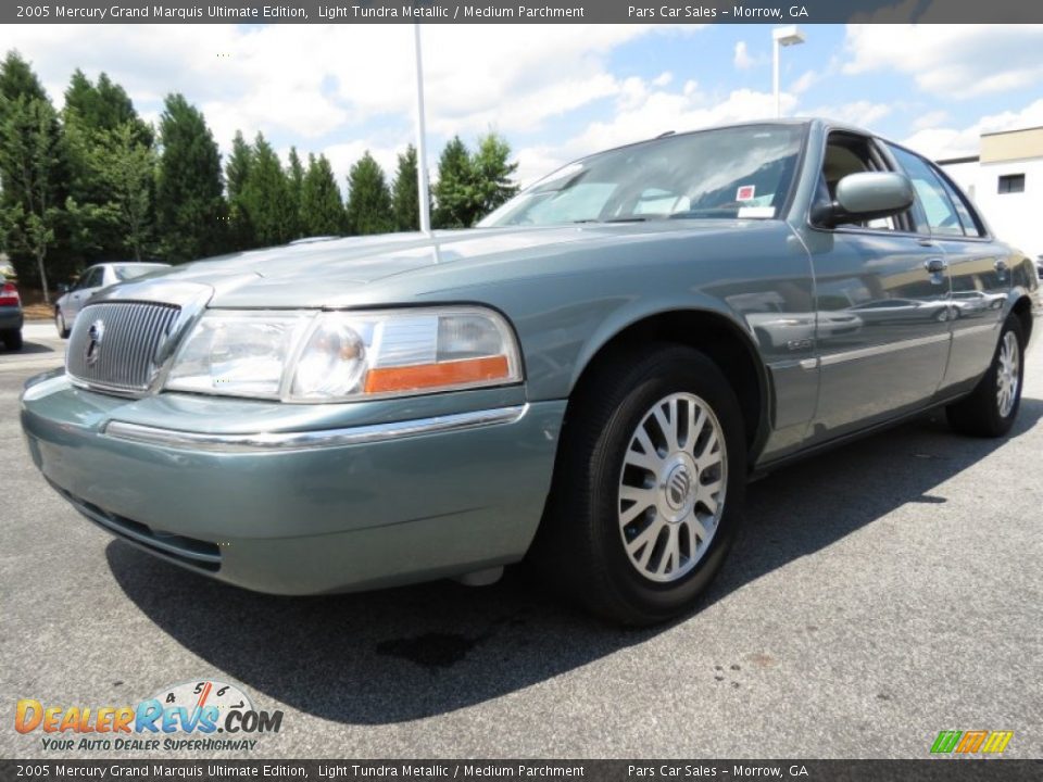 2005 Mercury Grand Marquis Ultimate Edition Light Tundra Metallic / Medium Parchment Photo #1