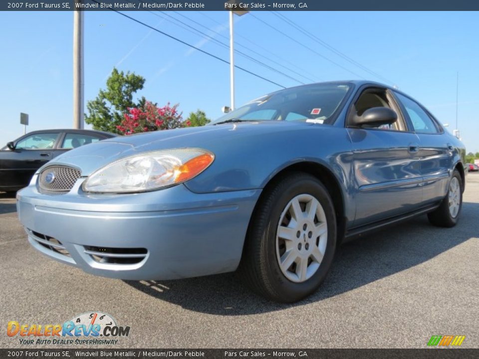 Front 3/4 View of 2007 Ford Taurus SE Photo #1