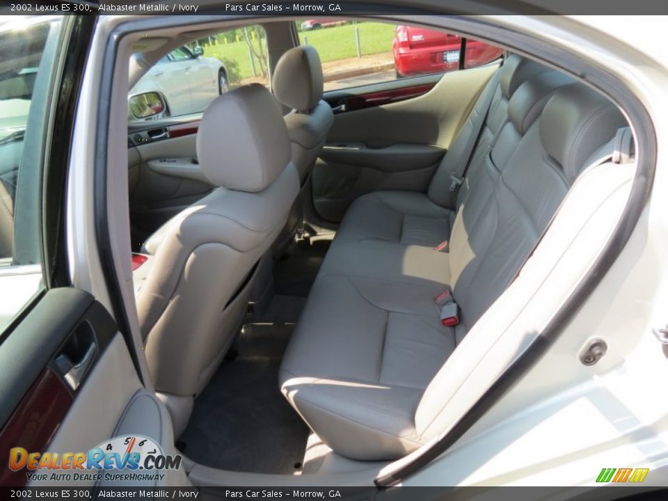 2002 Lexus ES 300 Alabaster Metallic / Ivory Photo #9