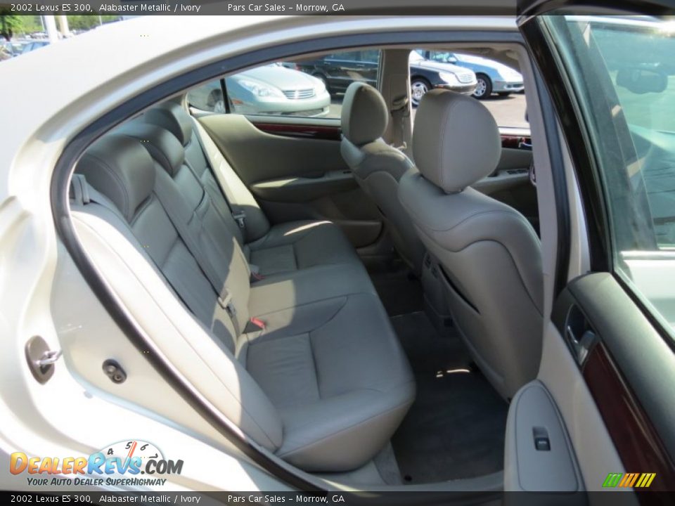 2002 Lexus ES 300 Alabaster Metallic / Ivory Photo #10