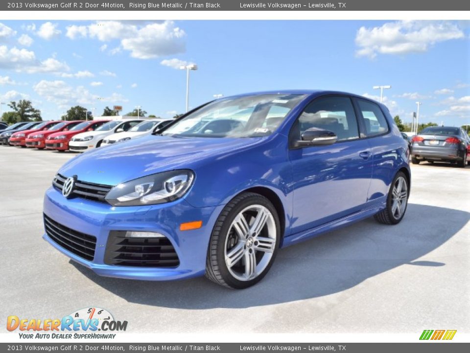 Front 3/4 View of 2013 Volkswagen Golf R 2 Door 4Motion Photo #1