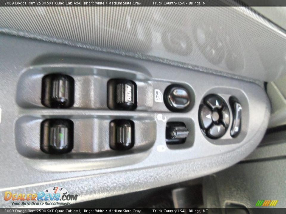 2009 Dodge Ram 2500 SXT Quad Cab 4x4 Bright White / Medium Slate Gray Photo #8