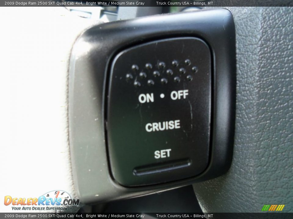 2009 Dodge Ram 2500 SXT Quad Cab 4x4 Bright White / Medium Slate Gray Photo #11