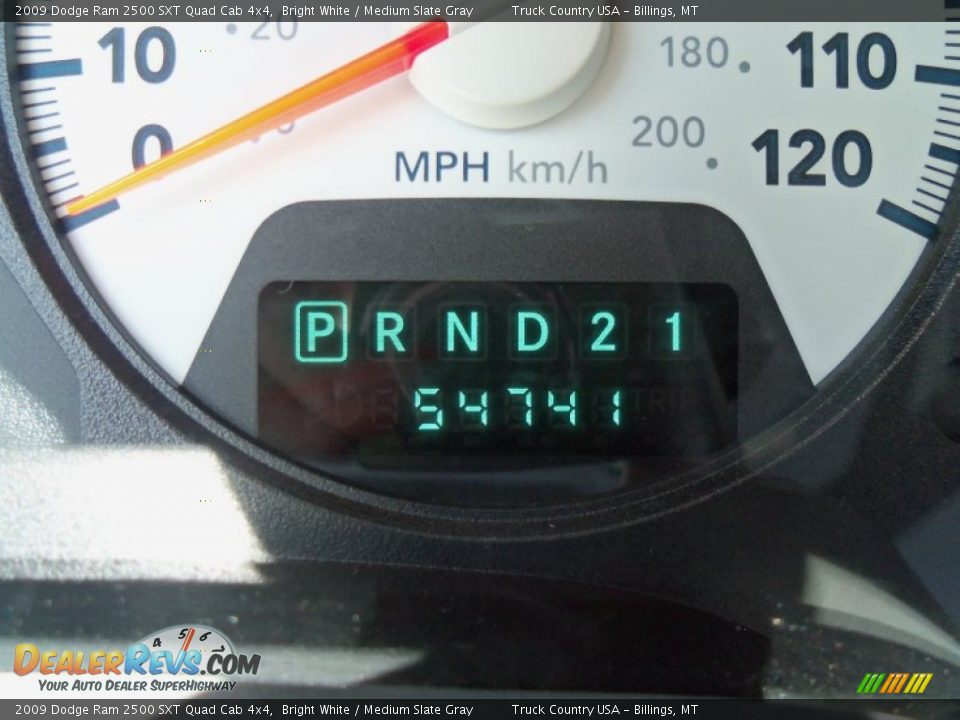 2009 Dodge Ram 2500 SXT Quad Cab 4x4 Bright White / Medium Slate Gray Photo #14