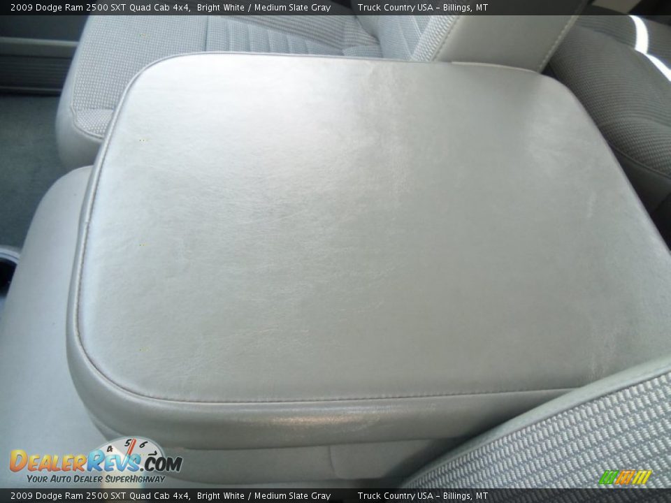 2009 Dodge Ram 2500 SXT Quad Cab 4x4 Bright White / Medium Slate Gray Photo #19