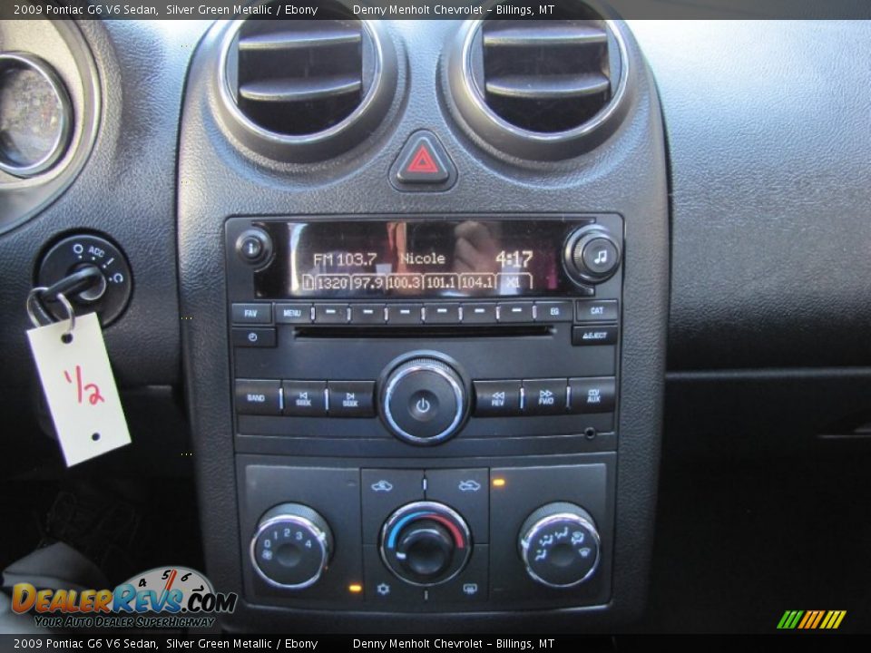 2009 Pontiac G6 V6 Sedan Silver Green Metallic / Ebony Photo #17
