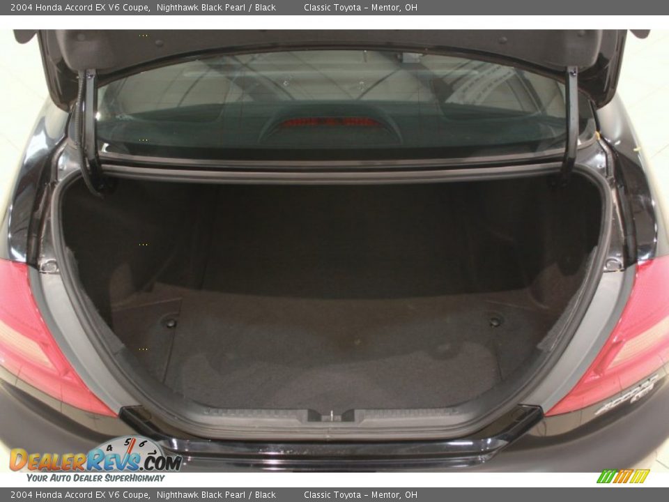 2004 Honda Accord EX V6 Coupe Nighthawk Black Pearl / Black Photo #18
