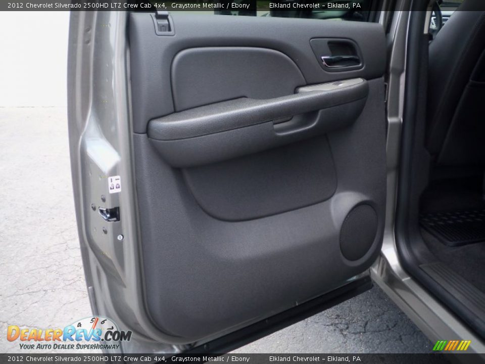 Door Panel of 2012 Chevrolet Silverado 2500HD LTZ Crew Cab 4x4 Photo #16