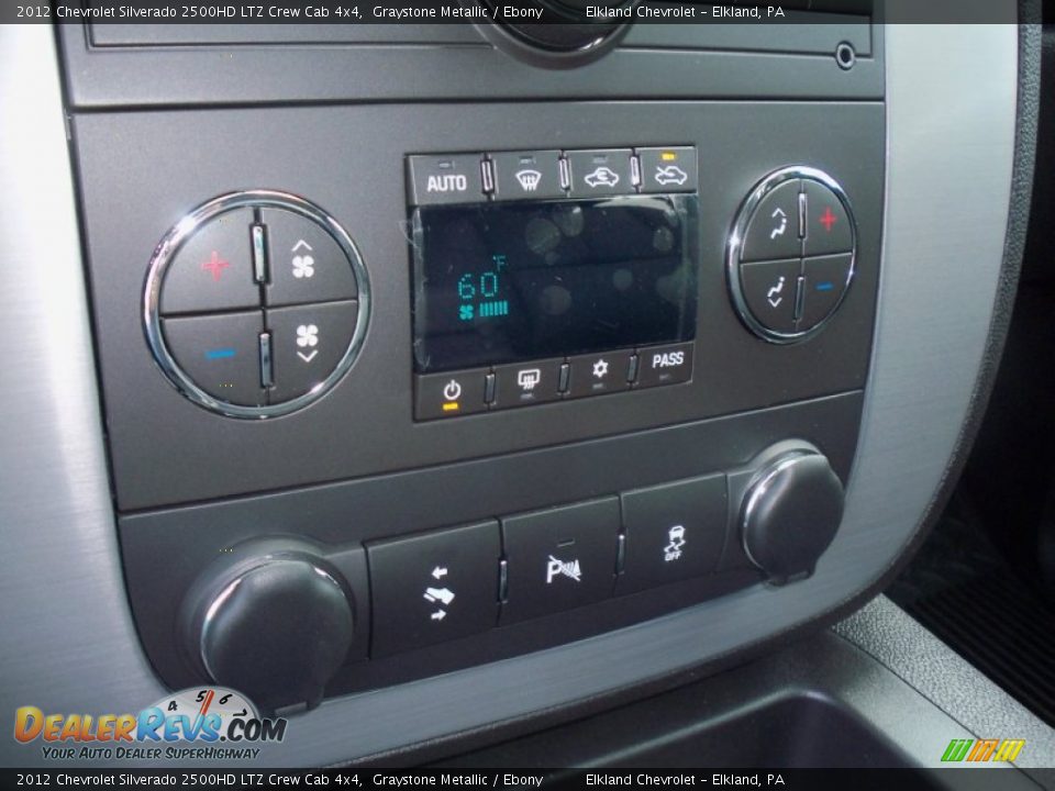 Controls of 2012 Chevrolet Silverado 2500HD LTZ Crew Cab 4x4 Photo #30