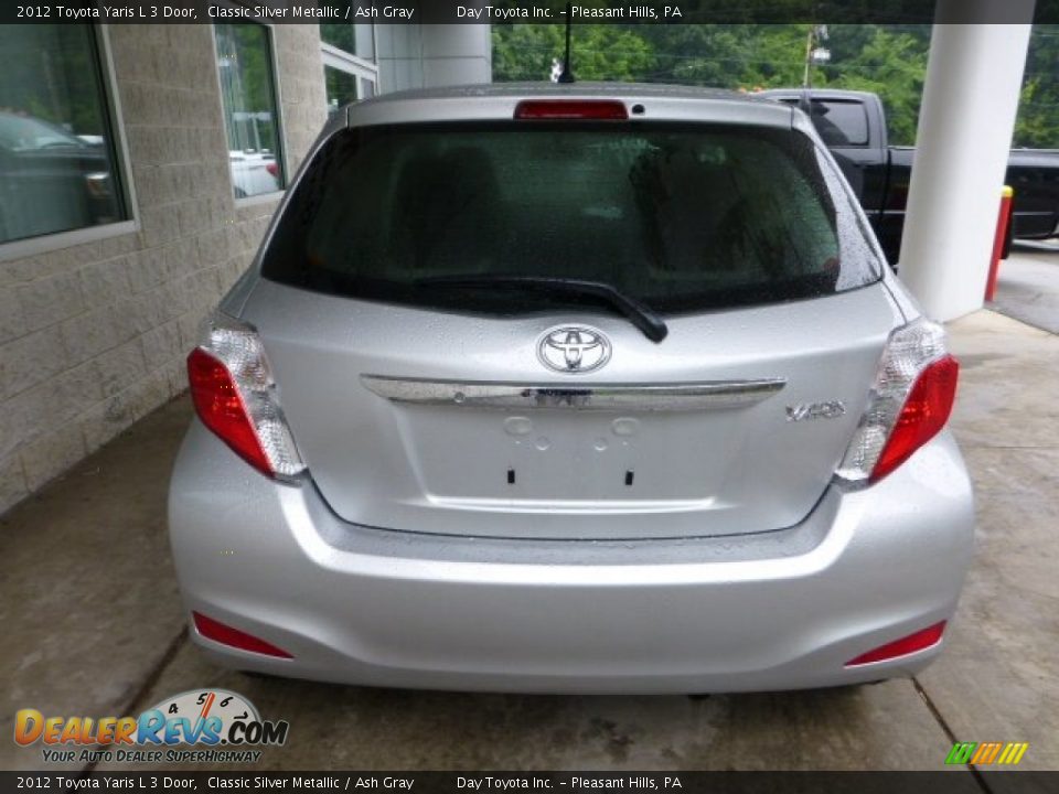 2012 Toyota Yaris L 3 Door Classic Silver Metallic / Ash Gray Photo #3