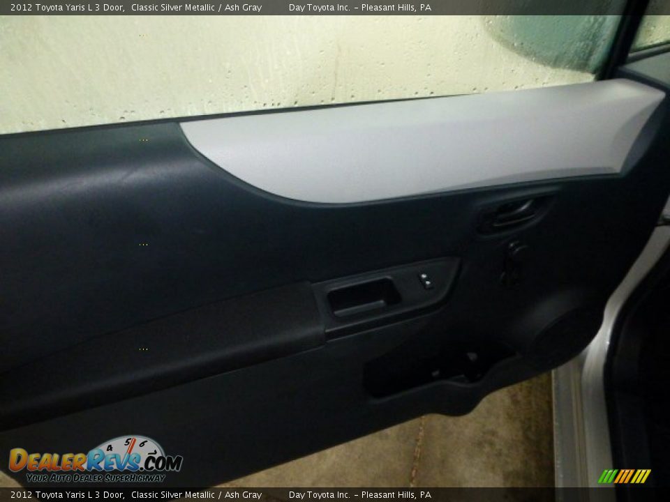 2012 Toyota Yaris L 3 Door Classic Silver Metallic / Ash Gray Photo #11