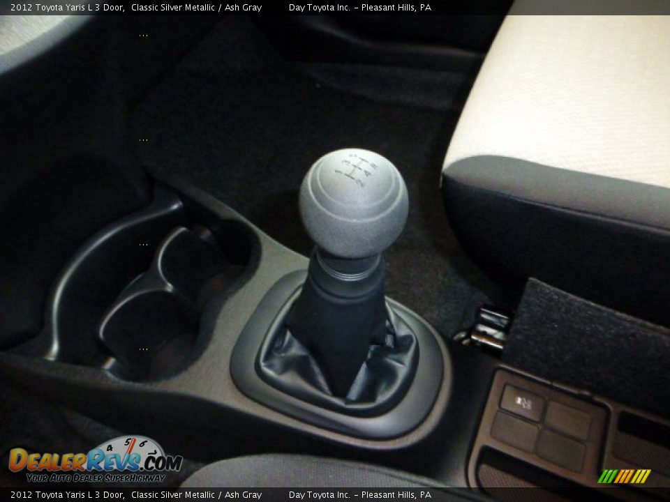 2012 Toyota Yaris L 3 Door Classic Silver Metallic / Ash Gray Photo #12