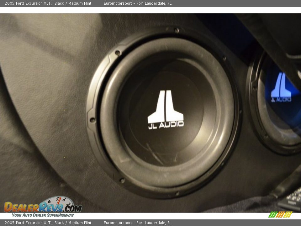 2005 Ford Excursion XLT Black / Medium Flint Photo #27