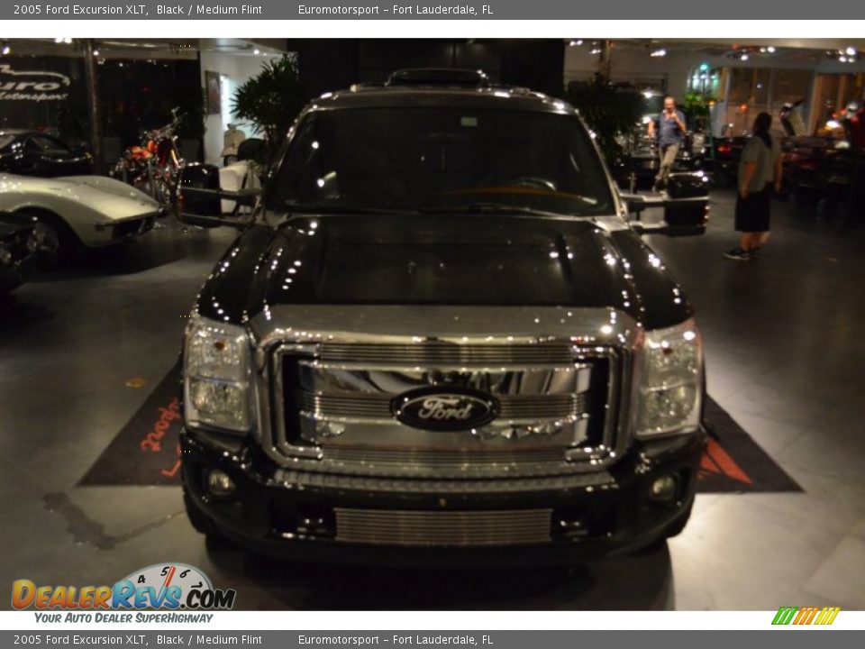 2005 Ford Excursion XLT Black / Medium Flint Photo #36