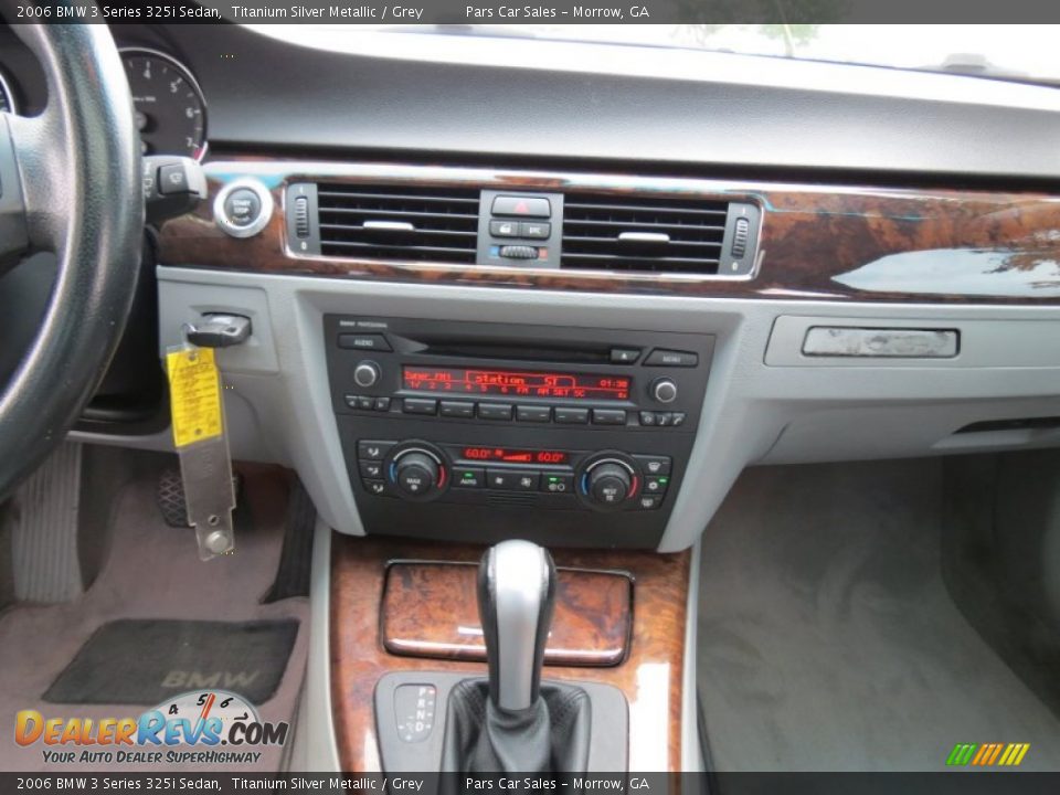 2006 BMW 3 Series 325i Sedan Titanium Silver Metallic / Grey Photo #12