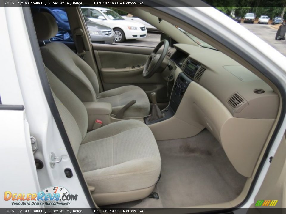 2006 Toyota Corolla LE Super White / Beige Photo #10