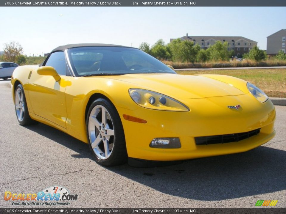 Front 3/4 View of 2006 Chevrolet Corvette Convertible Photo #6