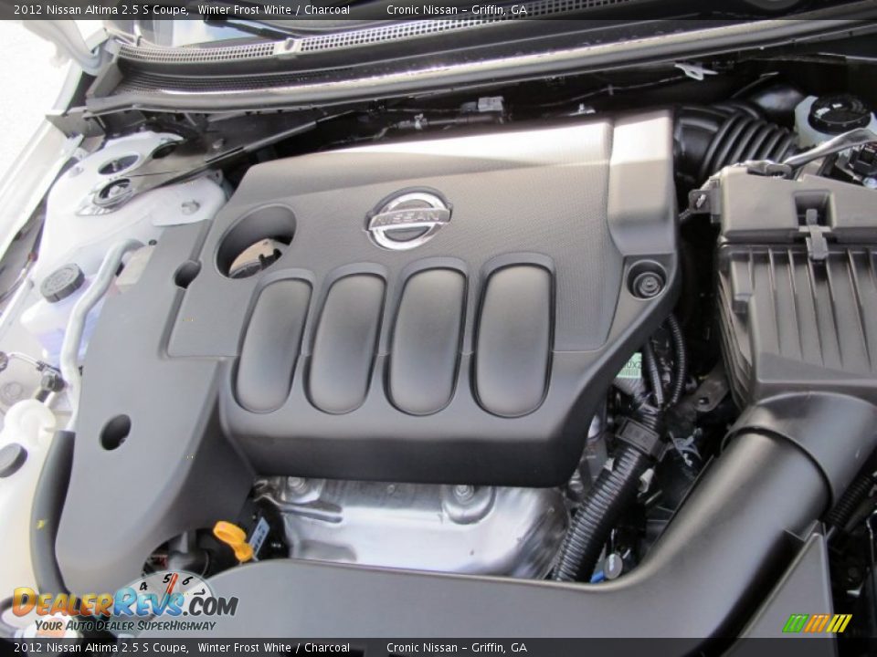 2012 Nissan Altima 2.5 S Coupe Winter Frost White / Charcoal Photo #10