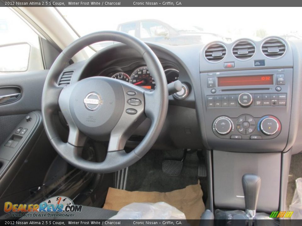 2012 Nissan Altima 2.5 S Coupe Winter Frost White / Charcoal Photo #11
