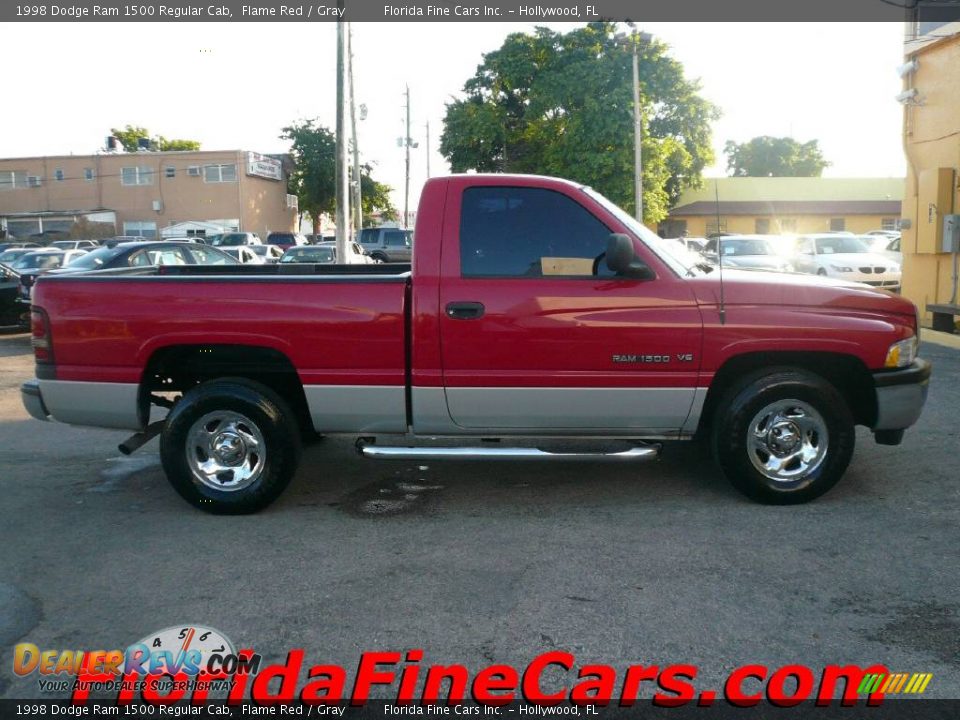 1998 Dodge Ram 1500 Regular Cab Flame Red / Gray Photo #3