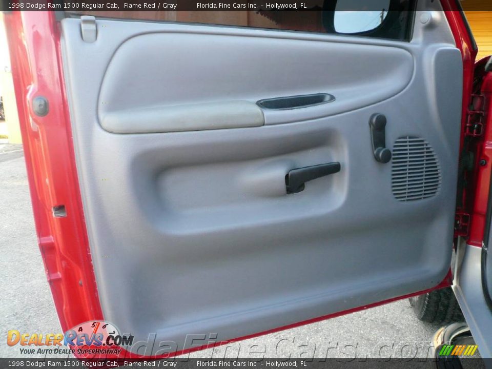 1998 Dodge Ram 1500 Regular Cab Flame Red / Gray Photo #6