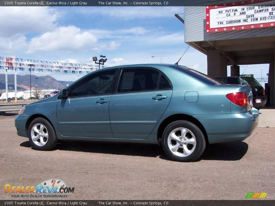 2005 Toyota Corolla LE Cactus Mica / Light Gray Photo #5