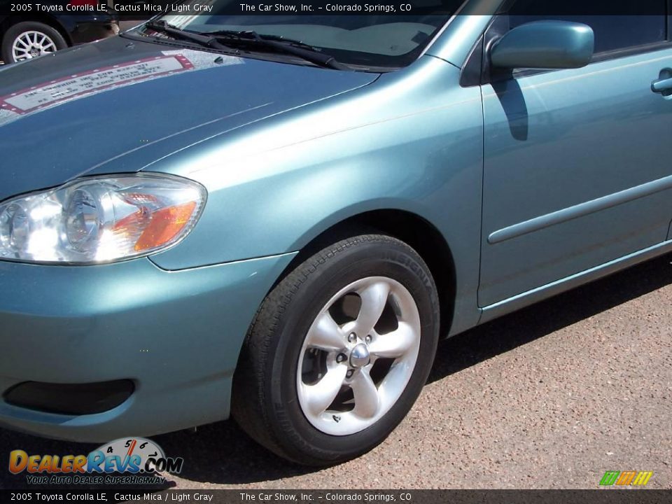 2005 Toyota Corolla LE Cactus Mica / Light Gray Photo #15