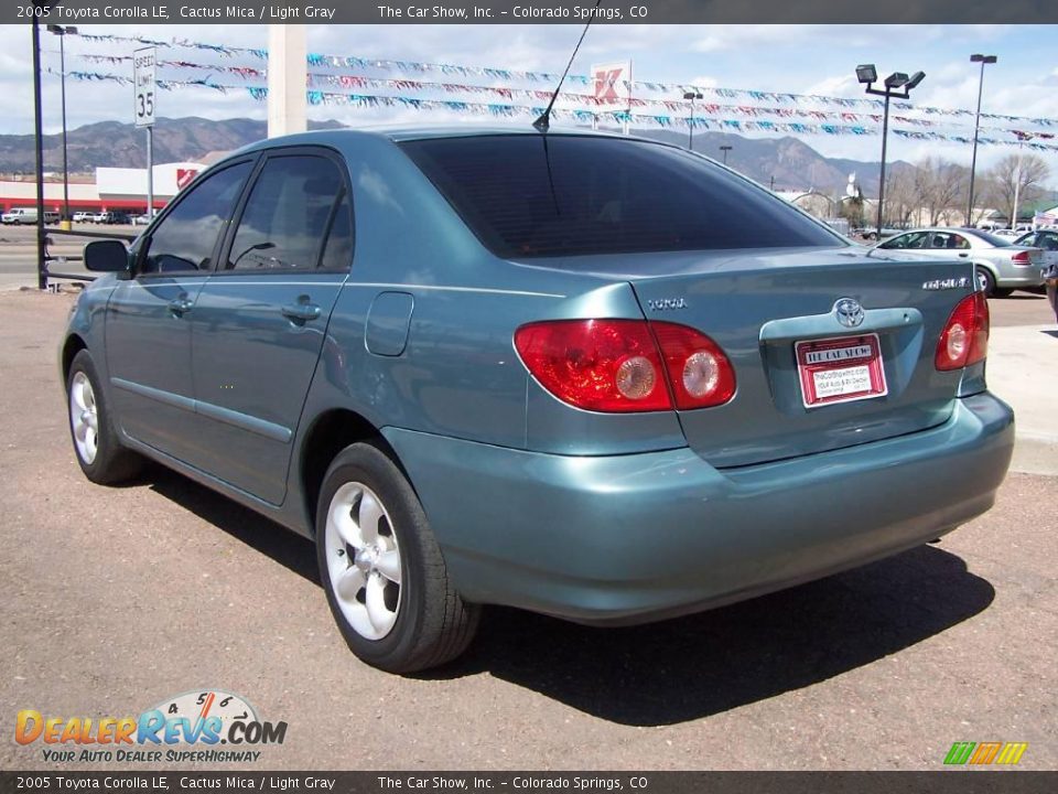 2005 Toyota Corolla LE Cactus Mica / Light Gray Photo #21