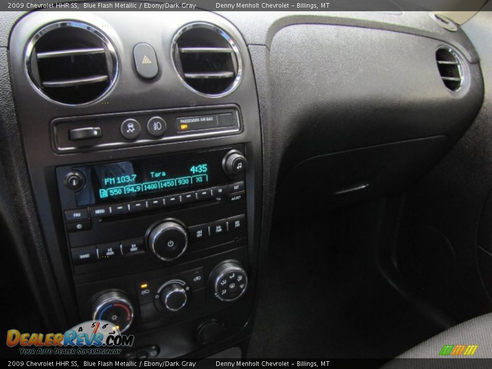 Controls of 2009 Chevrolet HHR SS Photo #17