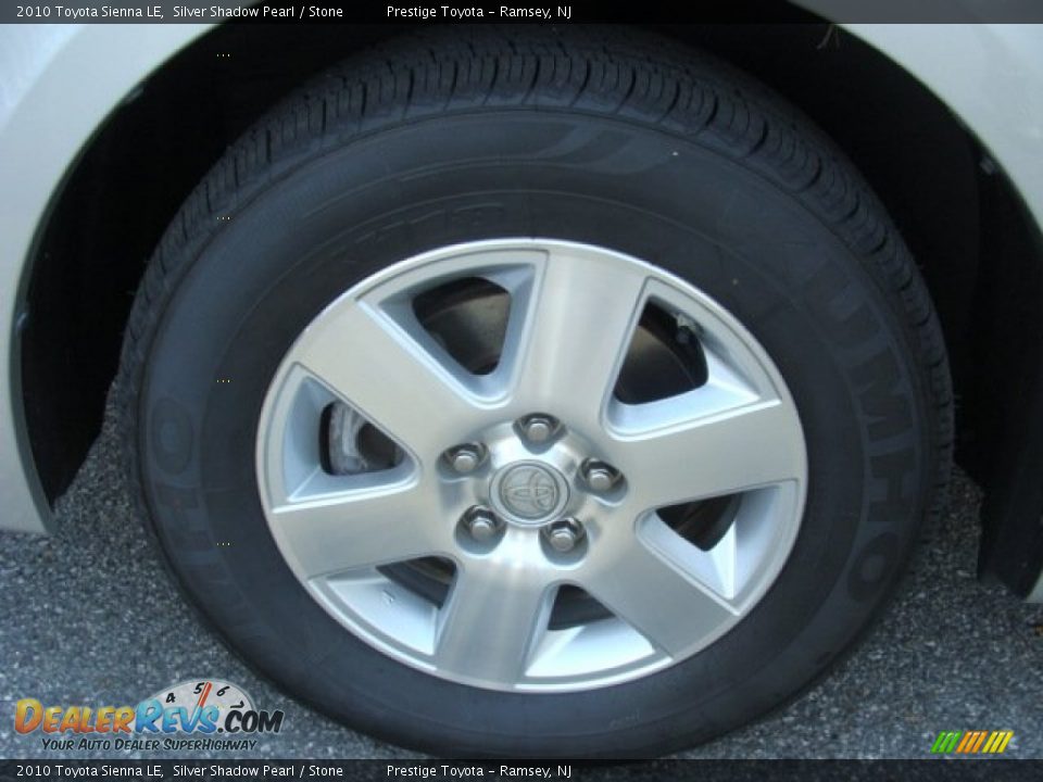 2010 Toyota Sienna LE Silver Shadow Pearl / Stone Photo #14