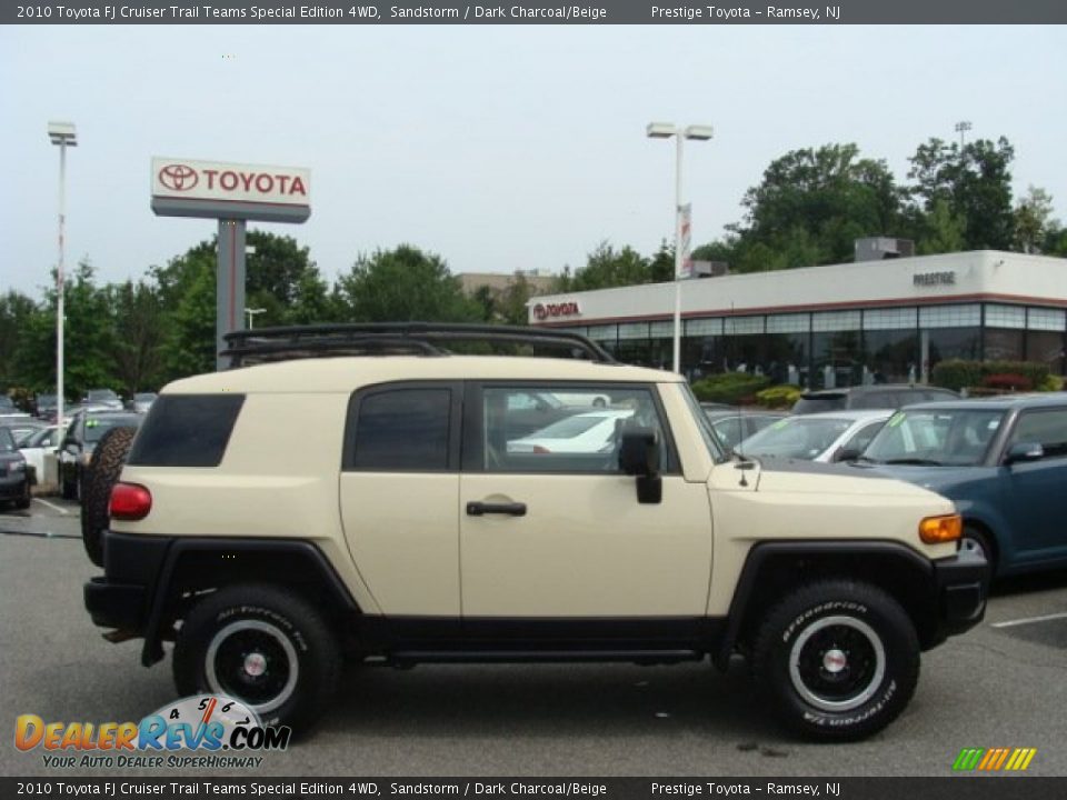2010 Toyota FJ Cruiser Trail Teams Special Edition 4WD Sandstorm / Dark Charcoal/Beige Photo #1