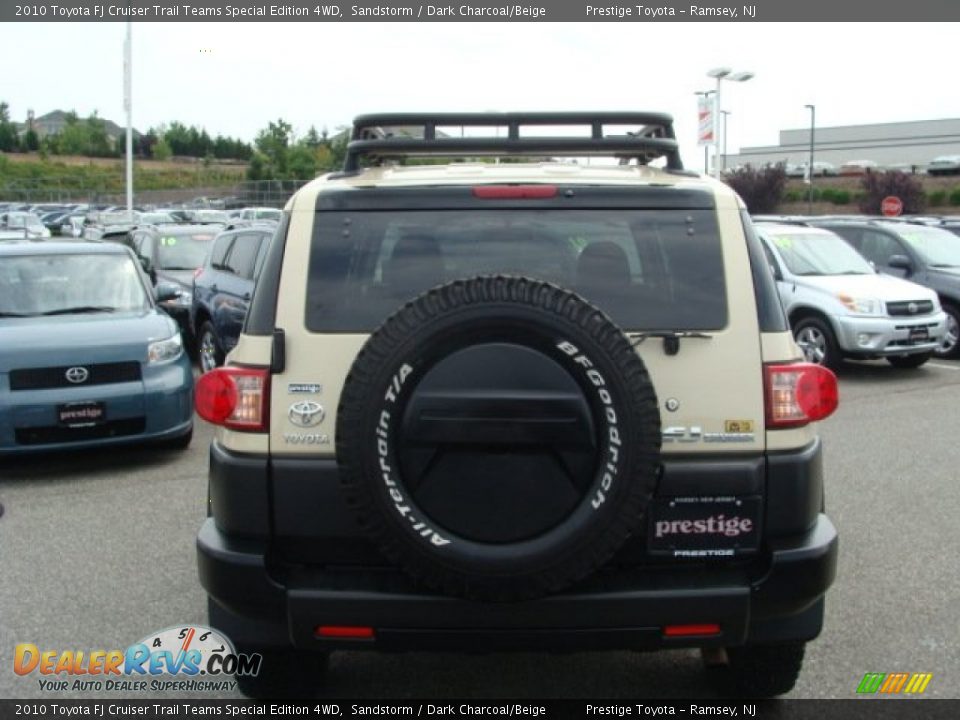 2010 Toyota FJ Cruiser Trail Teams Special Edition 4WD Sandstorm / Dark Charcoal/Beige Photo #5