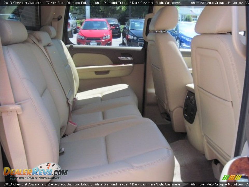 Dark Cashmere/Light Cashmere Interior - 2013 Chevrolet Avalanche LTZ 4x4 Black Diamond Edition Photo #8