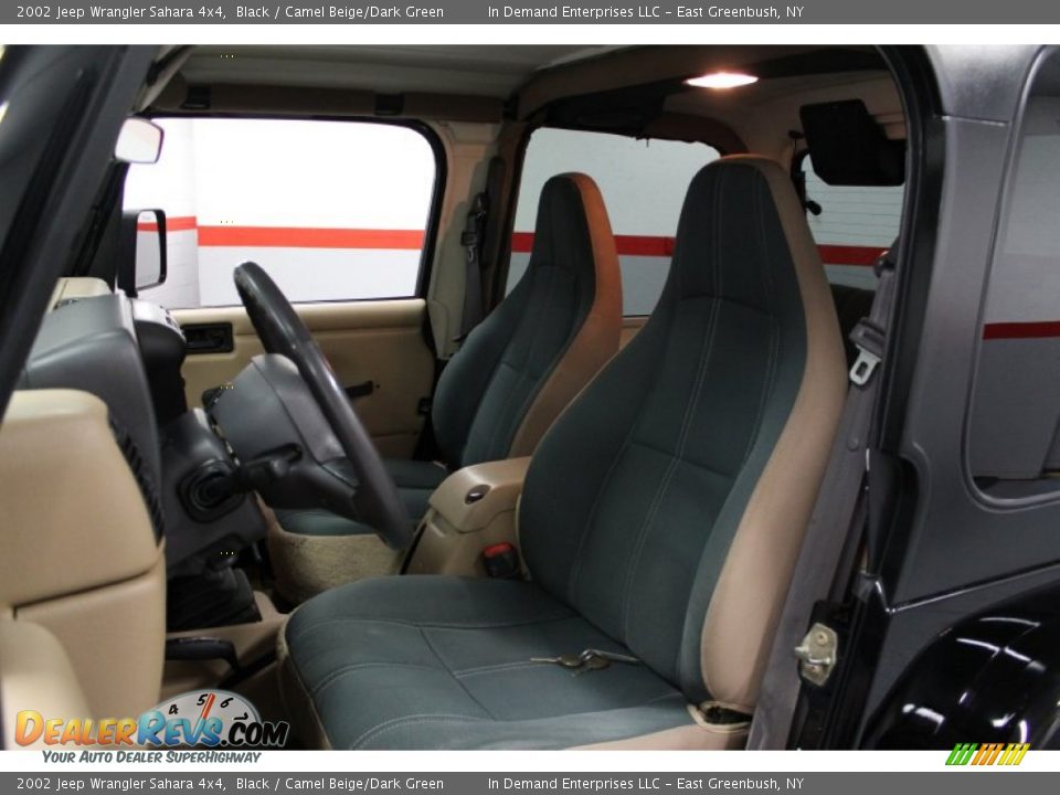 Front Seat of 2002 Jeep Wrangler Sahara 4x4 Photo #17