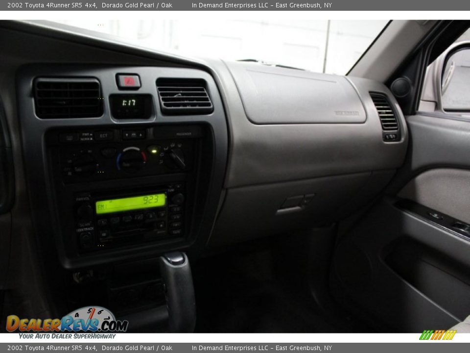 2002 Toyota 4Runner SR5 4x4 Dorado Gold Pearl / Oak Photo #23