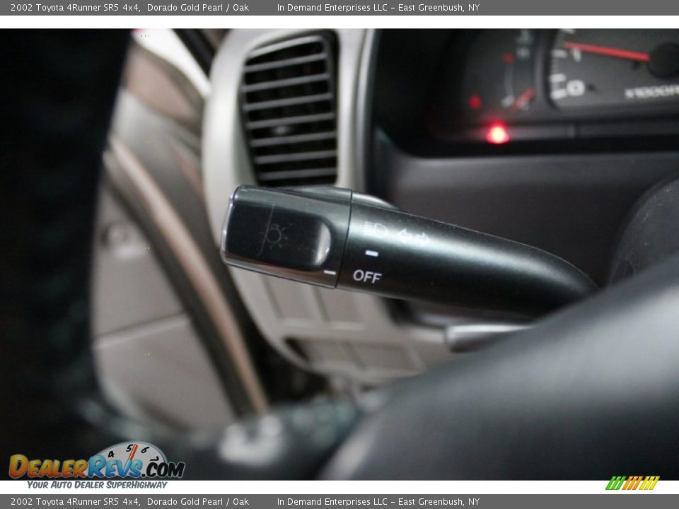 2002 Toyota 4Runner SR5 4x4 Dorado Gold Pearl / Oak Photo #31