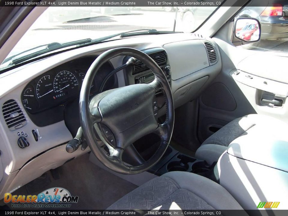 1998 Ford Explorer XLT 4x4 Light Denim Blue Metallic / Medium Graphite Photo #7