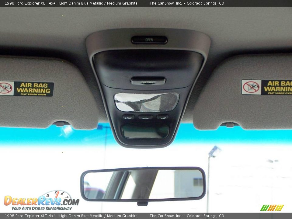 1998 Ford Explorer XLT 4x4 Light Denim Blue Metallic / Medium Graphite Photo #11