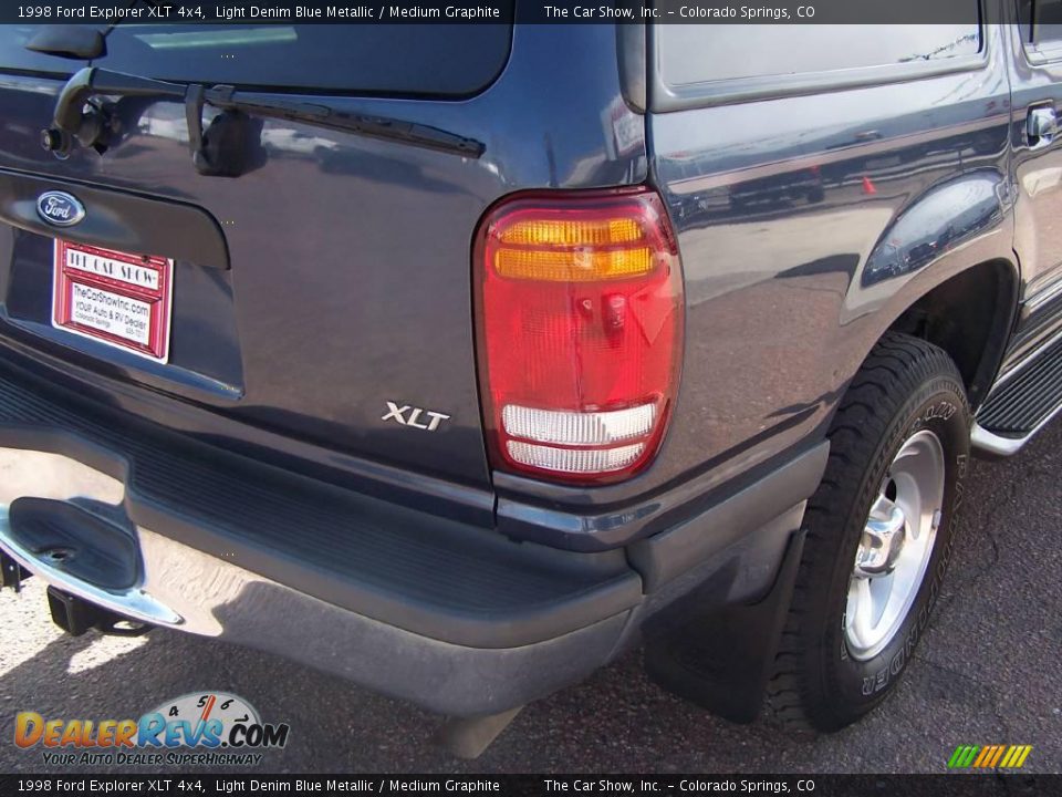 1998 Ford Explorer XLT 4x4 Light Denim Blue Metallic / Medium Graphite Photo #20