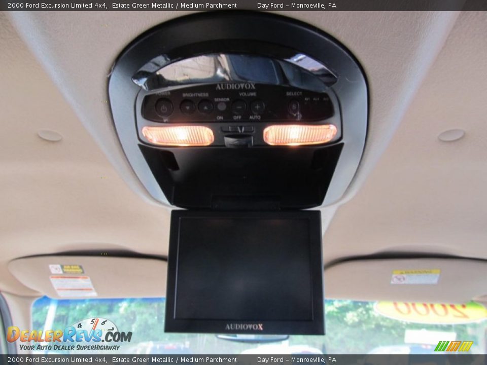 2000 Ford Excursion Limited 4x4 Estate Green Metallic / Medium Parchment Photo #10