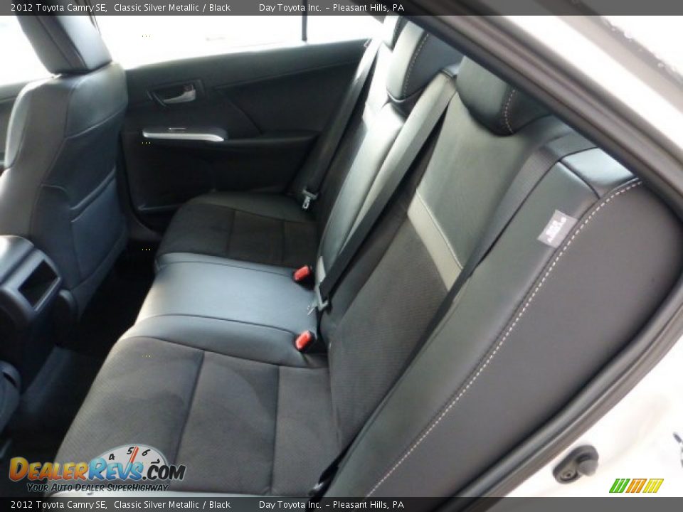 2012 Toyota Camry SE Classic Silver Metallic / Black Photo #9