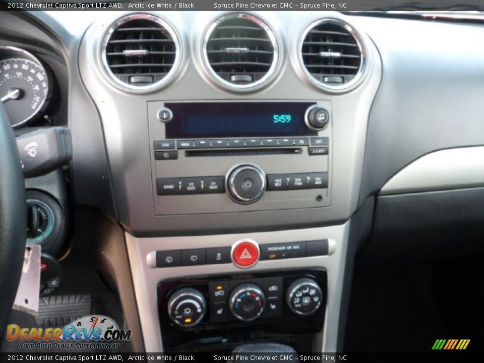 Controls of 2012 Chevrolet Captiva Sport LTZ AWD Photo #17